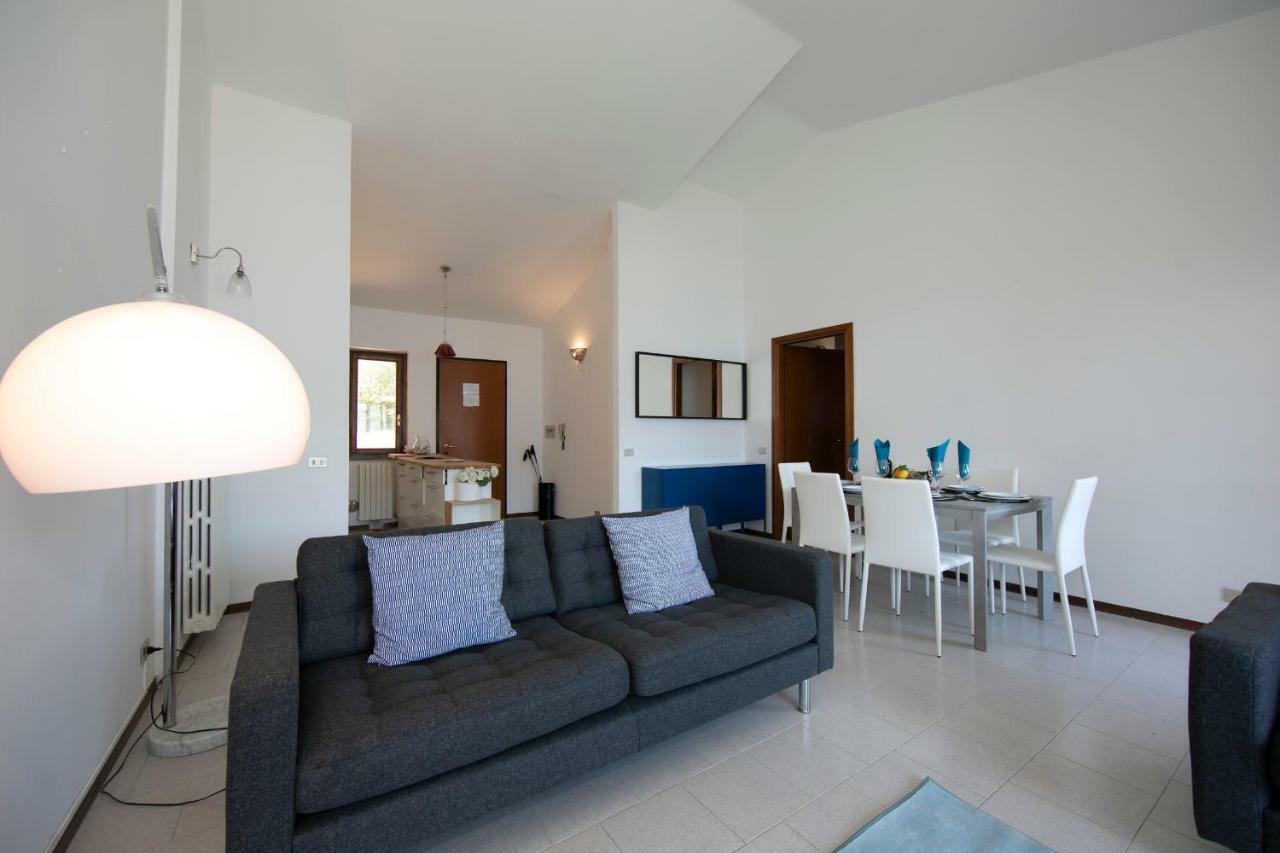 Bellavista Del Lago 梅纳焦 外观 照片
